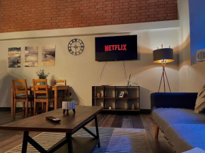 Artistic, Cozy, Stylish, Open Plan, City Centre 1BR